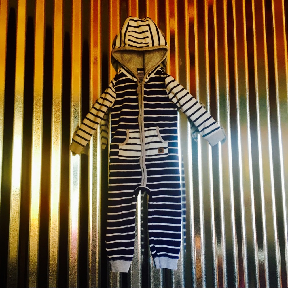 🎁 2 FOR $15 Navy Blue and White Striped Pajamas